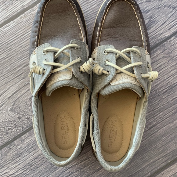 Sperry Boat Shoes - Picture 1 of 4
